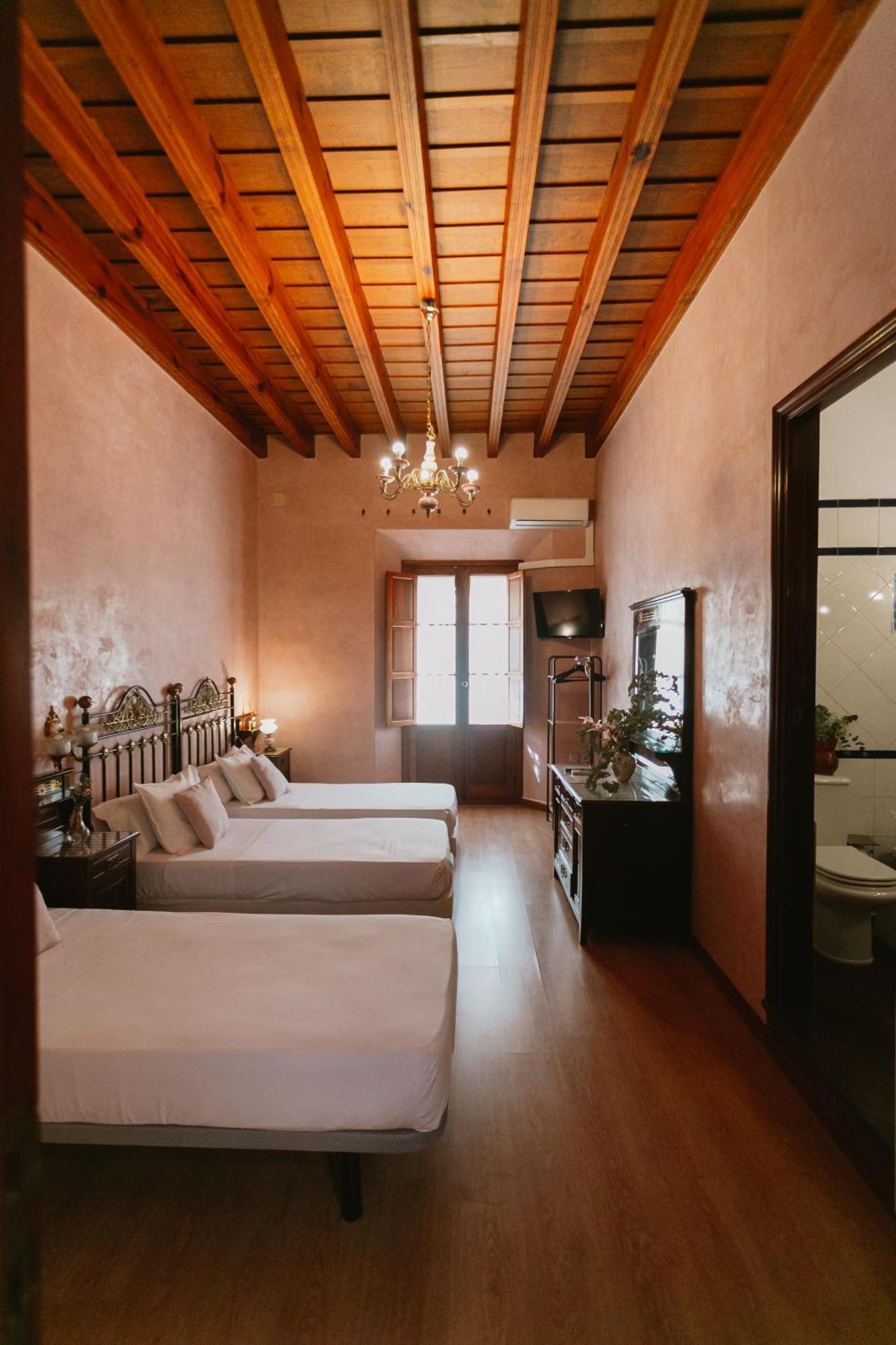 Komodo Casa Maravillas Rooms إشبيلية المظهر الخارجي الصورة