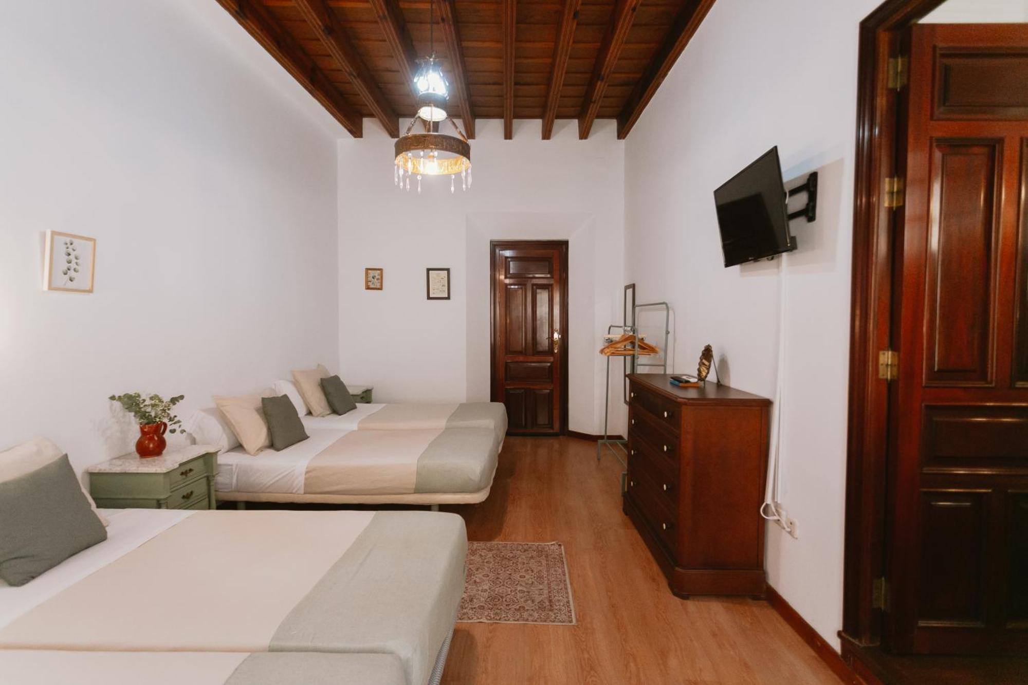 Komodo Casa Maravillas Rooms إشبيلية المظهر الخارجي الصورة