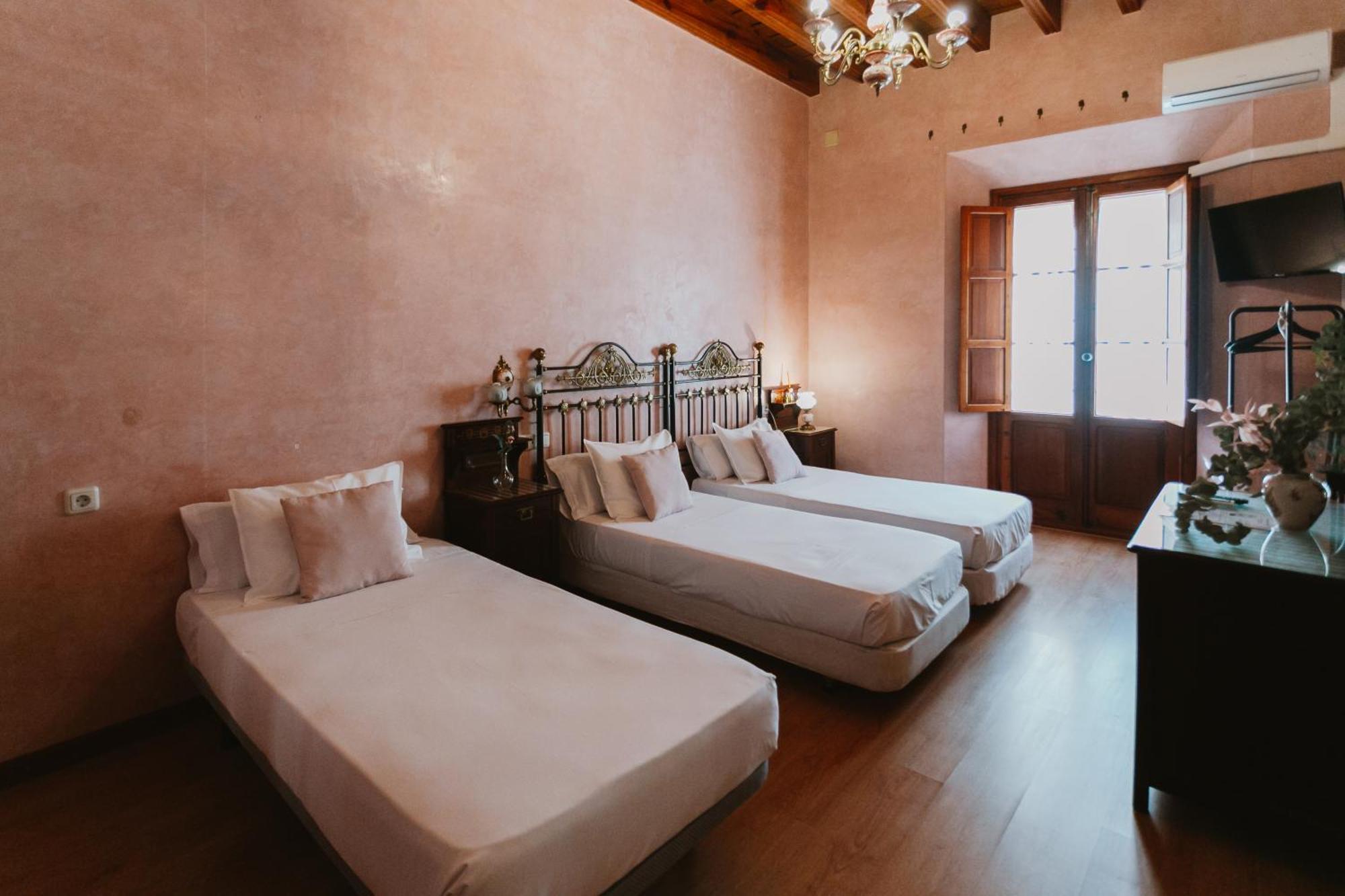 Komodo Casa Maravillas Rooms إشبيلية المظهر الخارجي الصورة