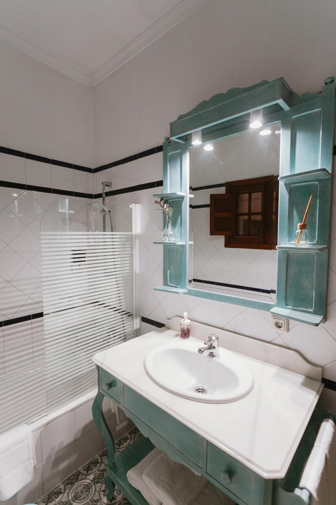 Komodo Casa Maravillas Rooms إشبيلية المظهر الخارجي الصورة